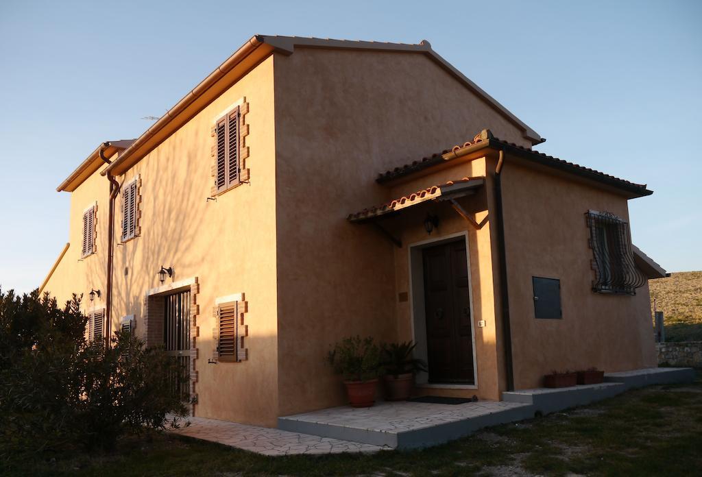 Agriturismo Le Stiacce ซาตูร์เนีย ภายนอก รูปภาพ